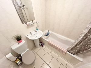 Photo 19- click for photo gallery